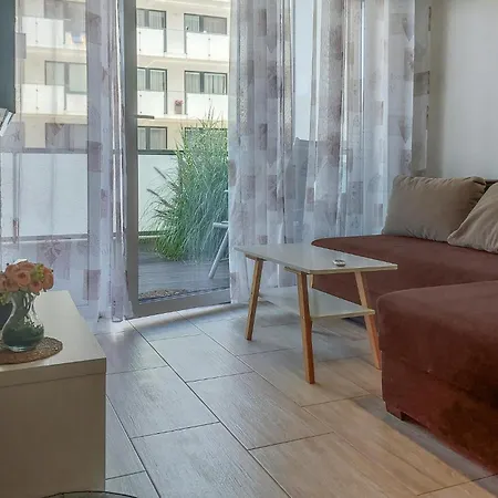 Apartment 1 Bedroom Cozy Apartment In Kolobrzeg *